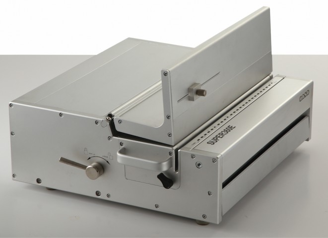 Perforadora Electrica Super360M 25 Hojas con matriz 2:1